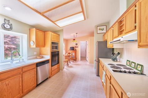 31523 Sandridge Road Ocean Park WA 98640