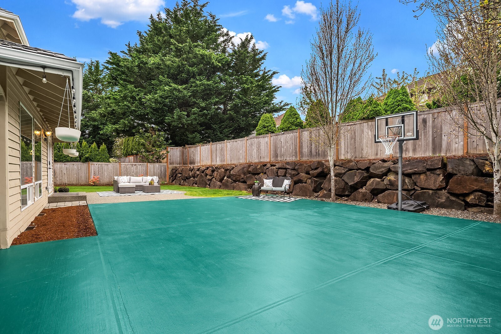 27182 SE 27th Street Sammamish WA 98075
