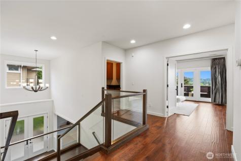 11262 SE 34th Street Bellevue WA 98004
