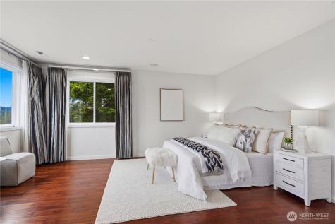 11262 SE 34th Street Bellevue WA 98004