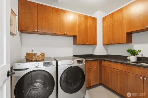 11262 SE 34th Street Bellevue WA 98004