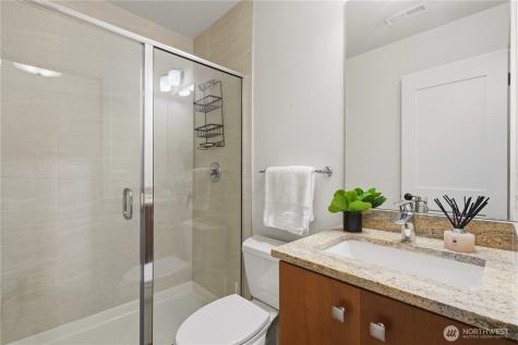 11262 SE 34th Street Bellevue WA 98004