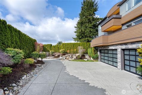 11262 SE 34th Street Bellevue WA 98004