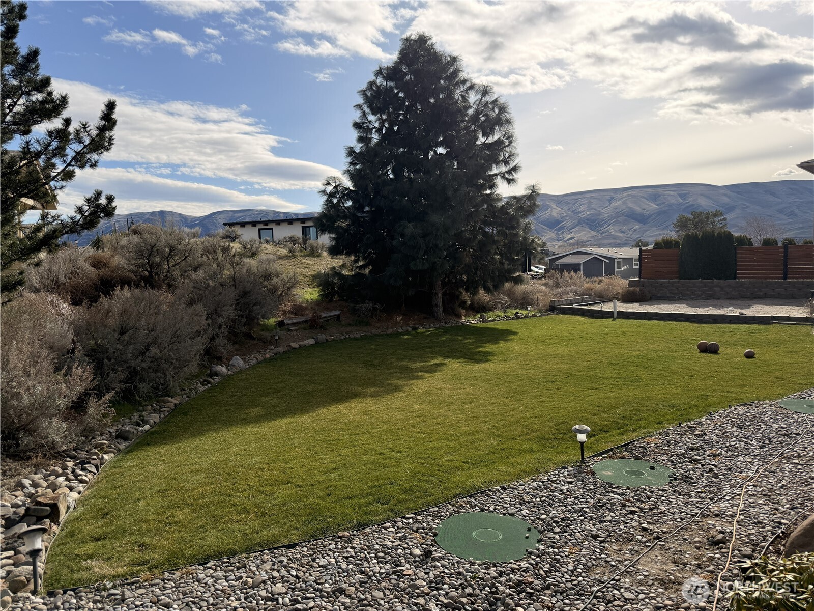 401 Peachtree Place SW Mattawa WA 99349