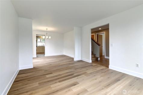 11404 30th Street NE Lake Stevens WA 98258