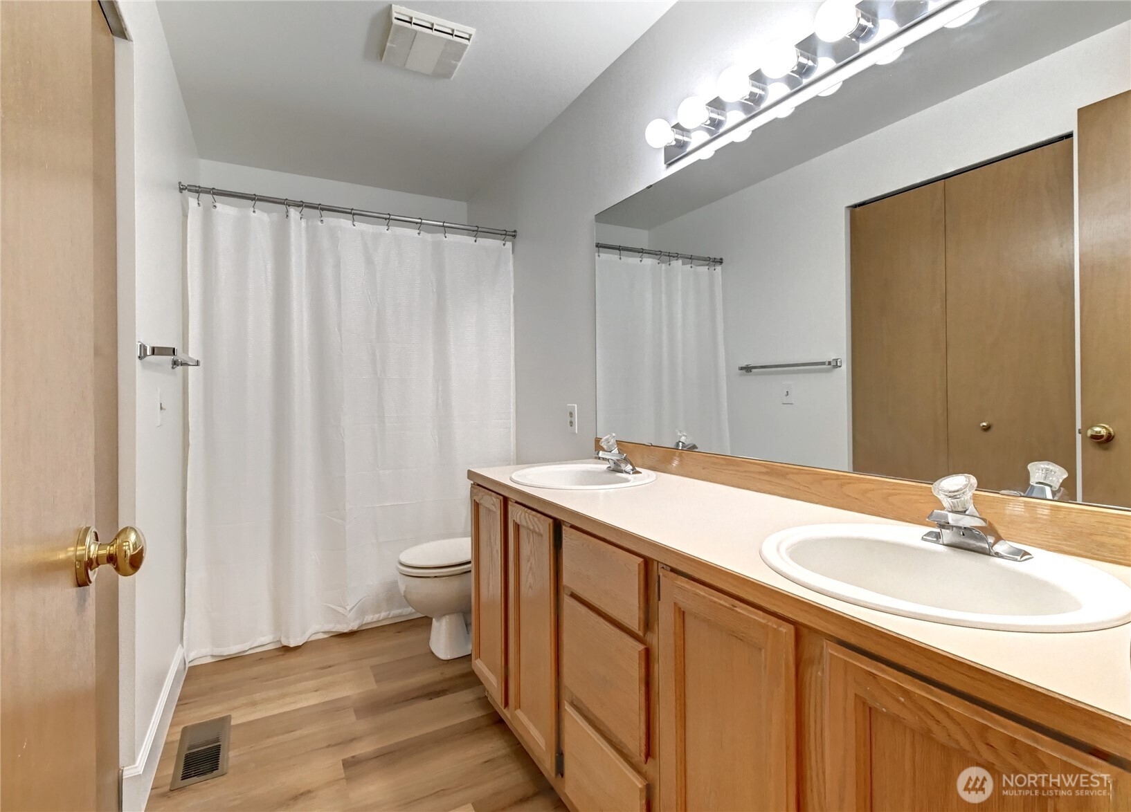11404 30th Street NE Lake Stevens WA 98258