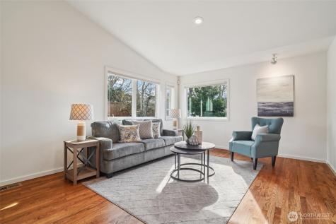 1017 N 31st Street Renton WA 98056
