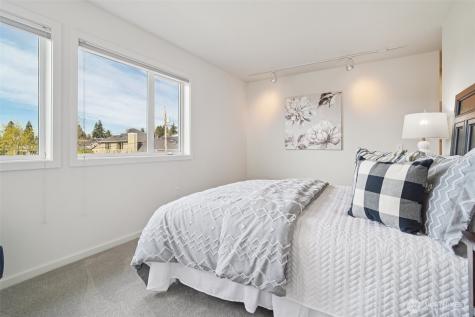 1017 N 31st Street Renton WA 98056