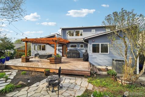 1017 N 31st Street Renton WA 98056