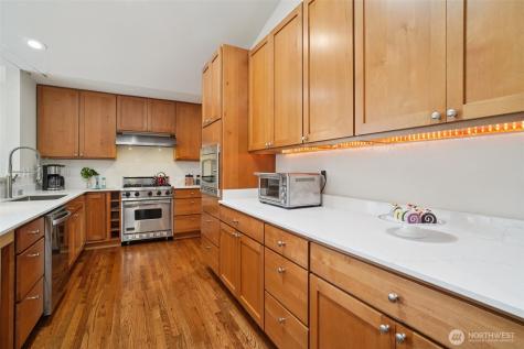 1017 N 31st Street Renton WA 98056