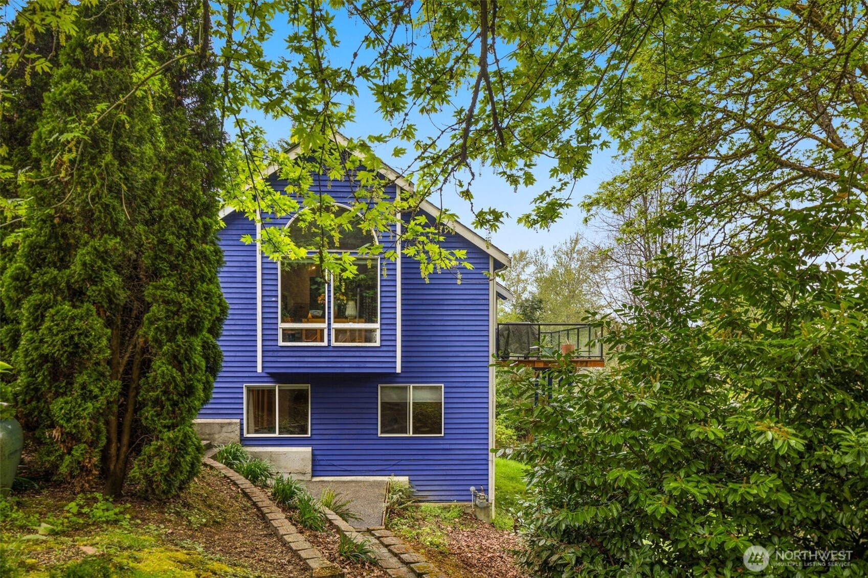 9602 NE 35th Place Clyde Hill WA 98004