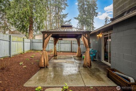 2322 Bryce Canyon Court Puyallup WA 98374