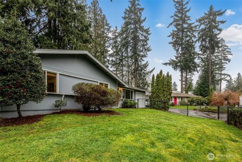 2322 Bryce Canyon Court Puyallup WA 98374
