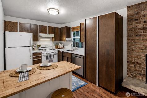 2322 Bryce Canyon Court Puyallup WA 98374