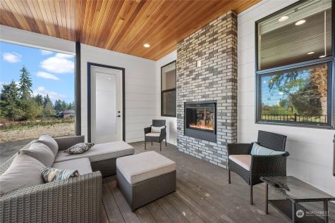 2933 223rd Place Sw Brier WA 98036