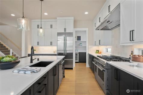 2933 223rd Place Sw Brier WA 98036