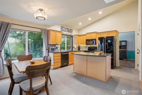 9516 173rd Street Court E Puyallup WA 98375
