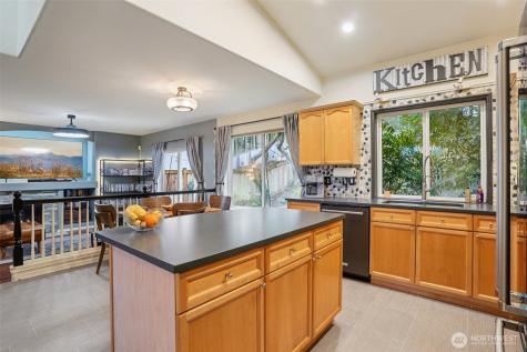 9516 173rd Street Court E Puyallup WA 98375