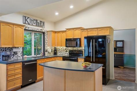 9516 173rd Street Court E Puyallup WA 98375