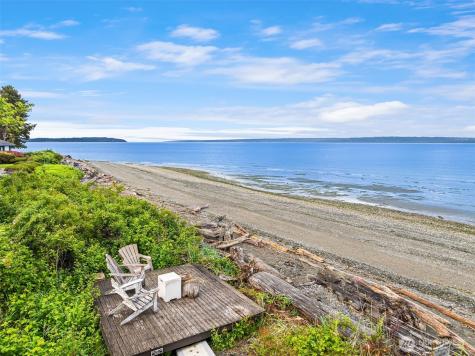 10555 NE Morning Lane Bainbridge Island WA 98110