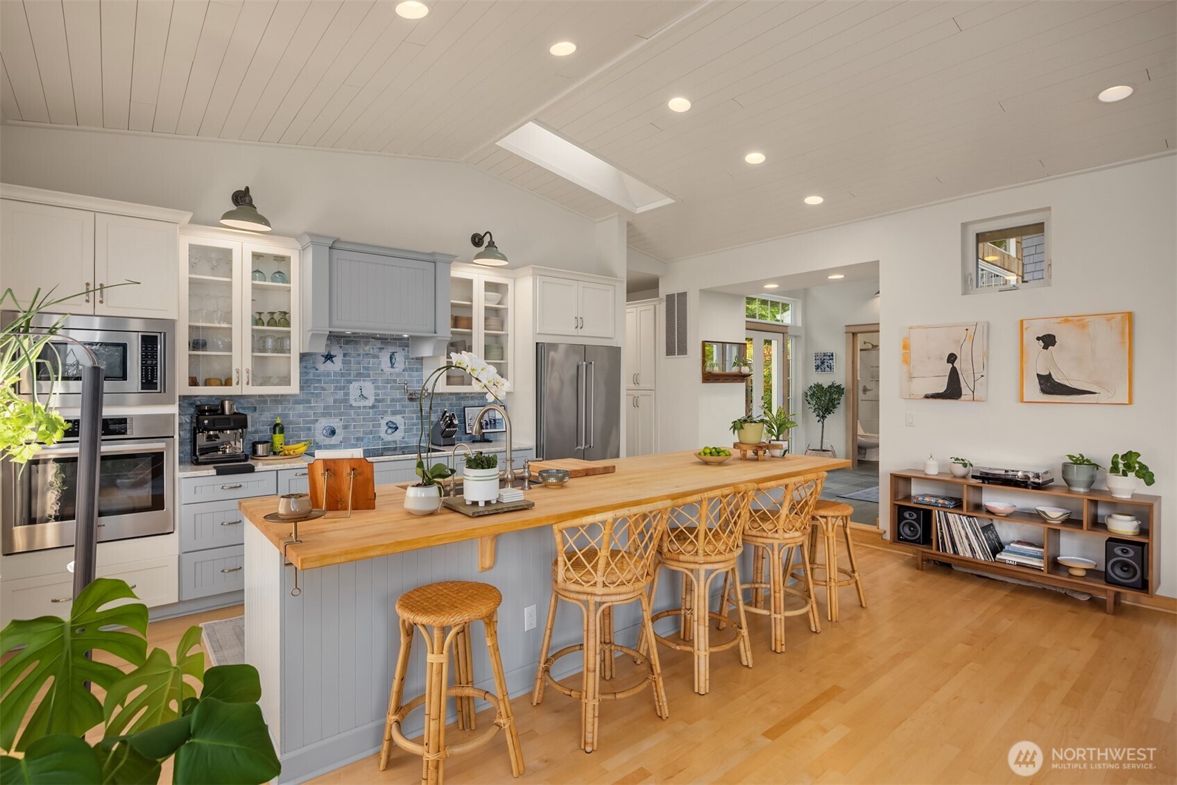 10555 NE Morning Lane Bainbridge Island WA 98110