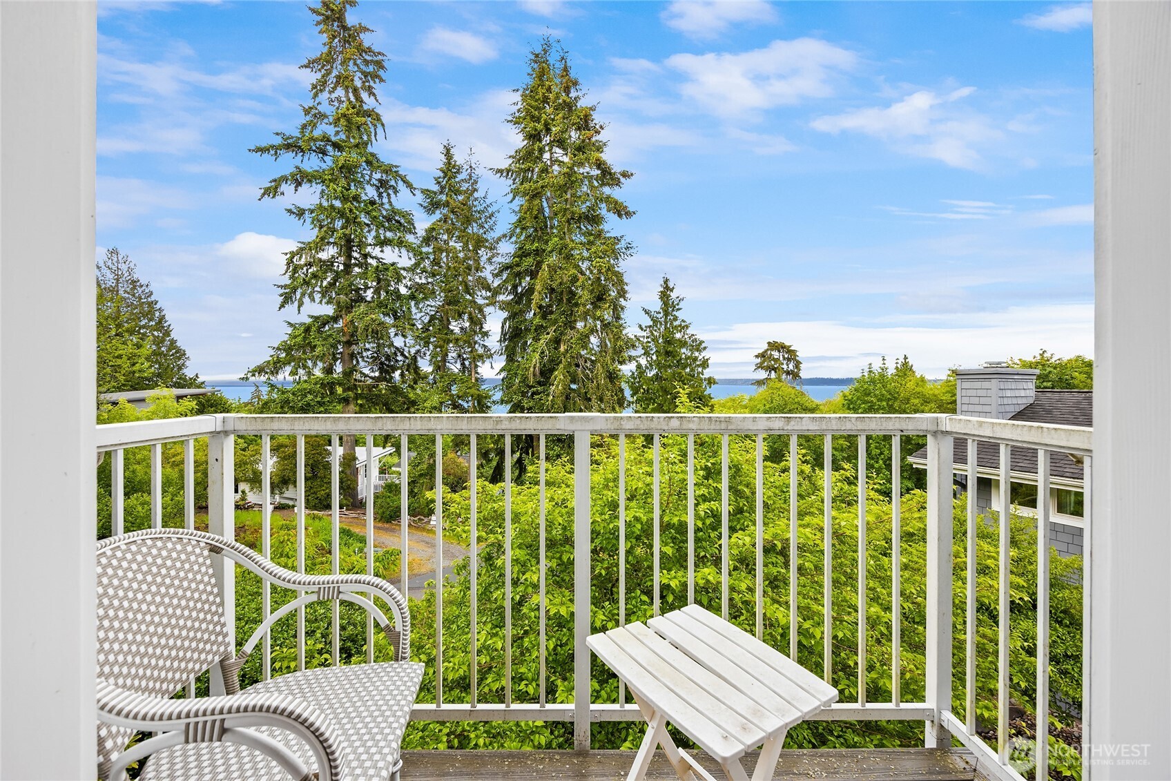 10555 NE Morning Lane Bainbridge Island WA 98110