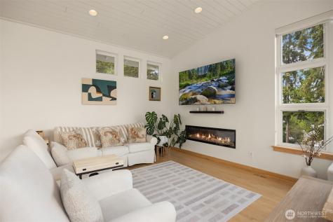 10555 NE Morning Lane Bainbridge Island WA 98110