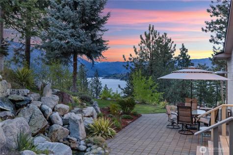 7379 Ridgeview Drive Chelan WA 98816
