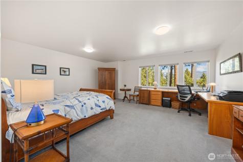 7379 Ridgeview Drive Chelan WA 98816