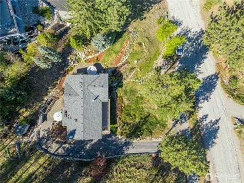 7379 Ridgeview Drive Chelan WA 98816