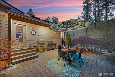 7379 Ridgeview Drive Chelan WA 98816