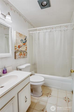 419 Draconis Avenue SE Ocean Shores WA 98569