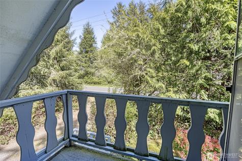 419 Draconis Avenue SE Ocean Shores WA 98569
