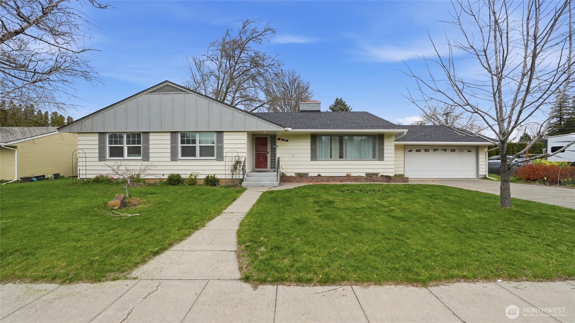 300 W Fifth Street Waitsburg WA 99361