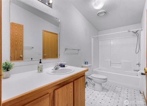 571 Lupine Lane Burlington WA 98233