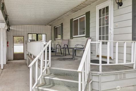 2828 34th Avenue Court E Tacoma WA 98443
