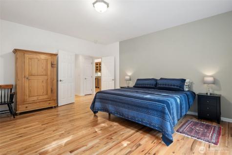 7132 SW Dunraven Lane Port Orchard WA 98367