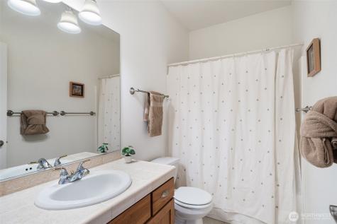 7132 SW Dunraven Lane Port Orchard WA 98367