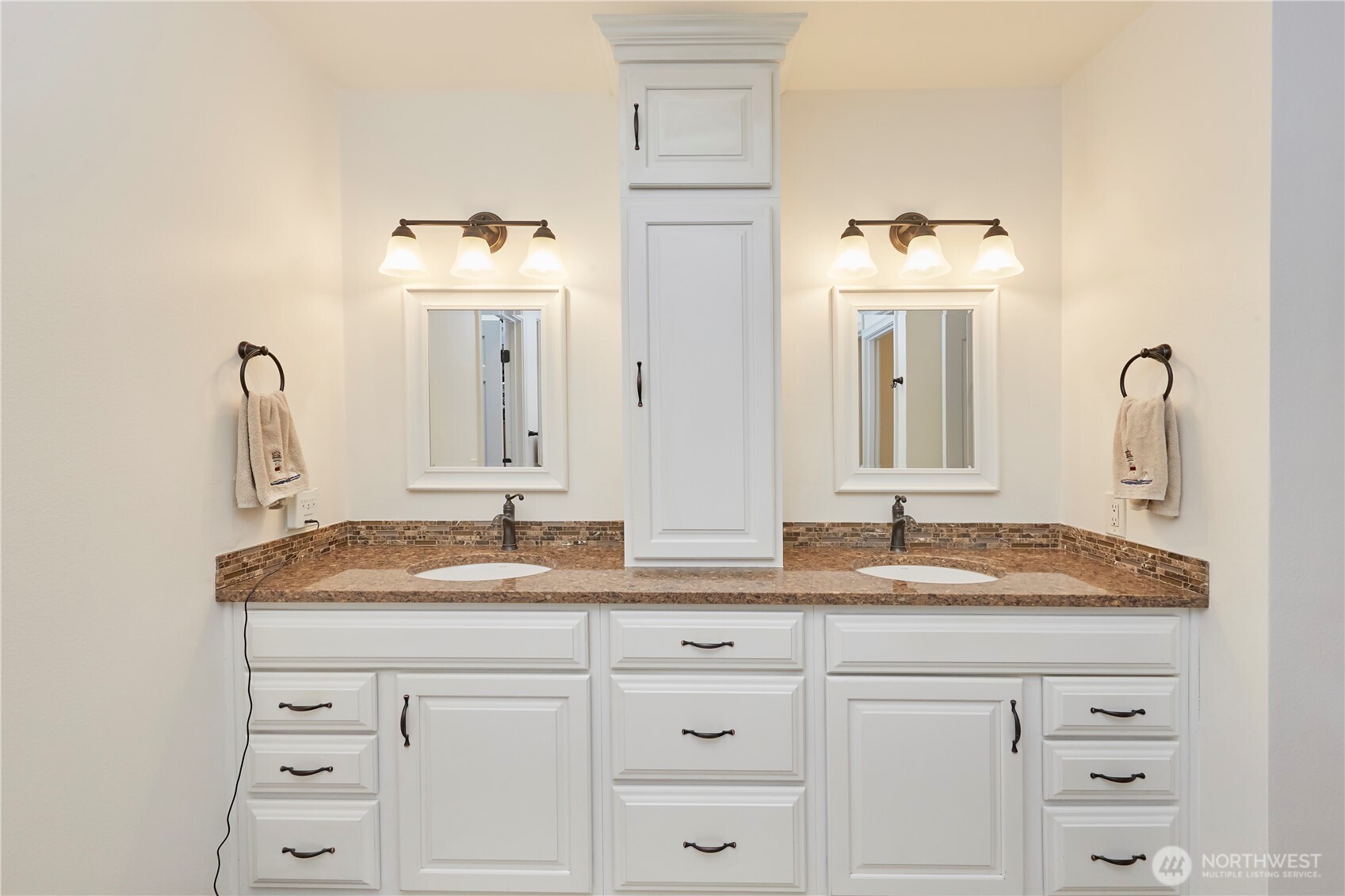 1506 Lidstrom Place E Port Orchard WA 98366