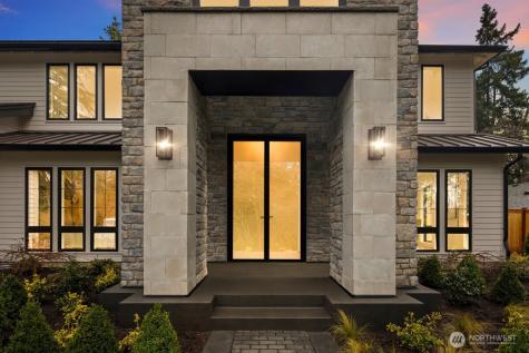 4216 83rd Avenue SE Mercer Island WA 98040