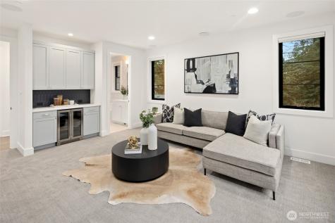 4216 83rd Avenue SE Mercer Island WA 98040