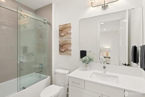4216 83rd Avenue SE Mercer Island WA 98040