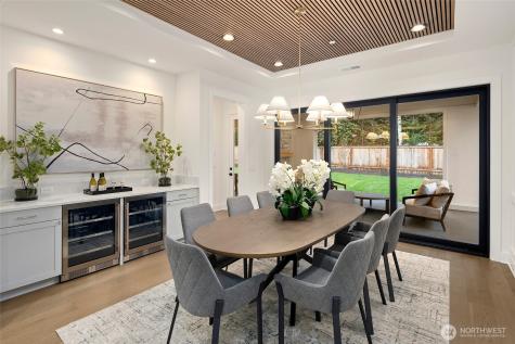 4216 83rd Avenue SE Mercer Island WA 98040