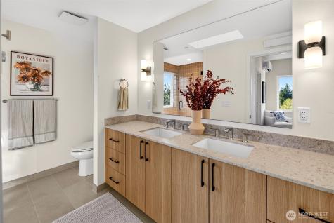 2851 NW 70th Street Seattle WA 98117