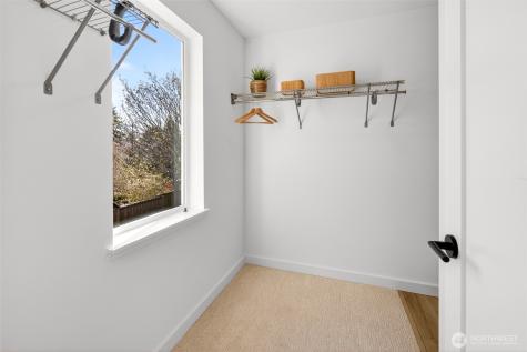 2851 NW 70th Street Seattle WA 98117