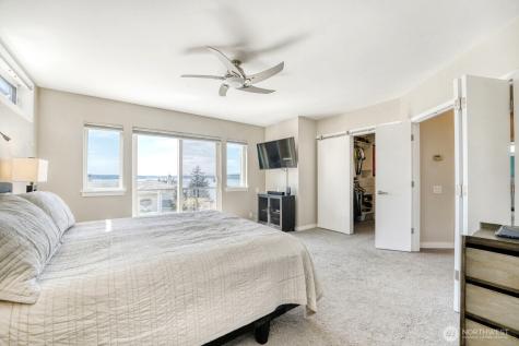 5711 Upland Terrace NE Tacoma WA 98422