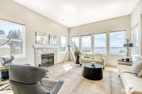 5711 Upland Terrace NE Tacoma WA 98422