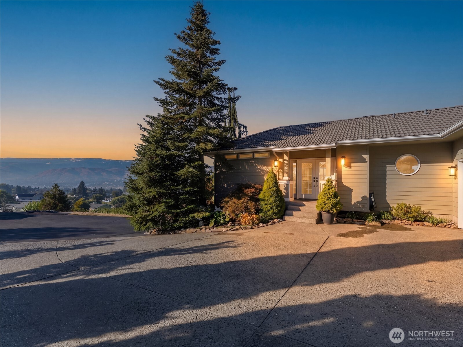 214 Stull Court East Wenatchee WA 98802
