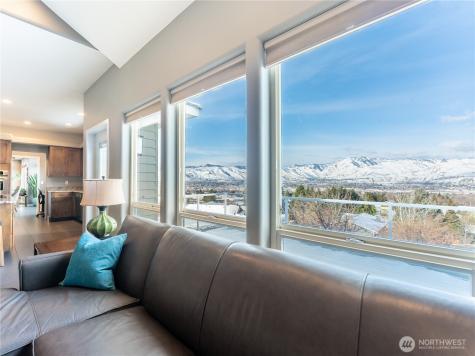 214 Stull Court East Wenatchee WA 98802