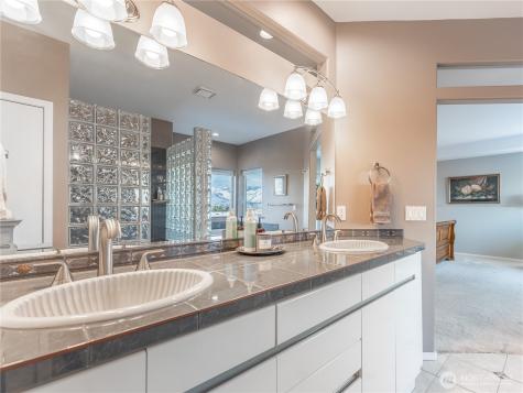 214 Stull Court East Wenatchee WA 98802